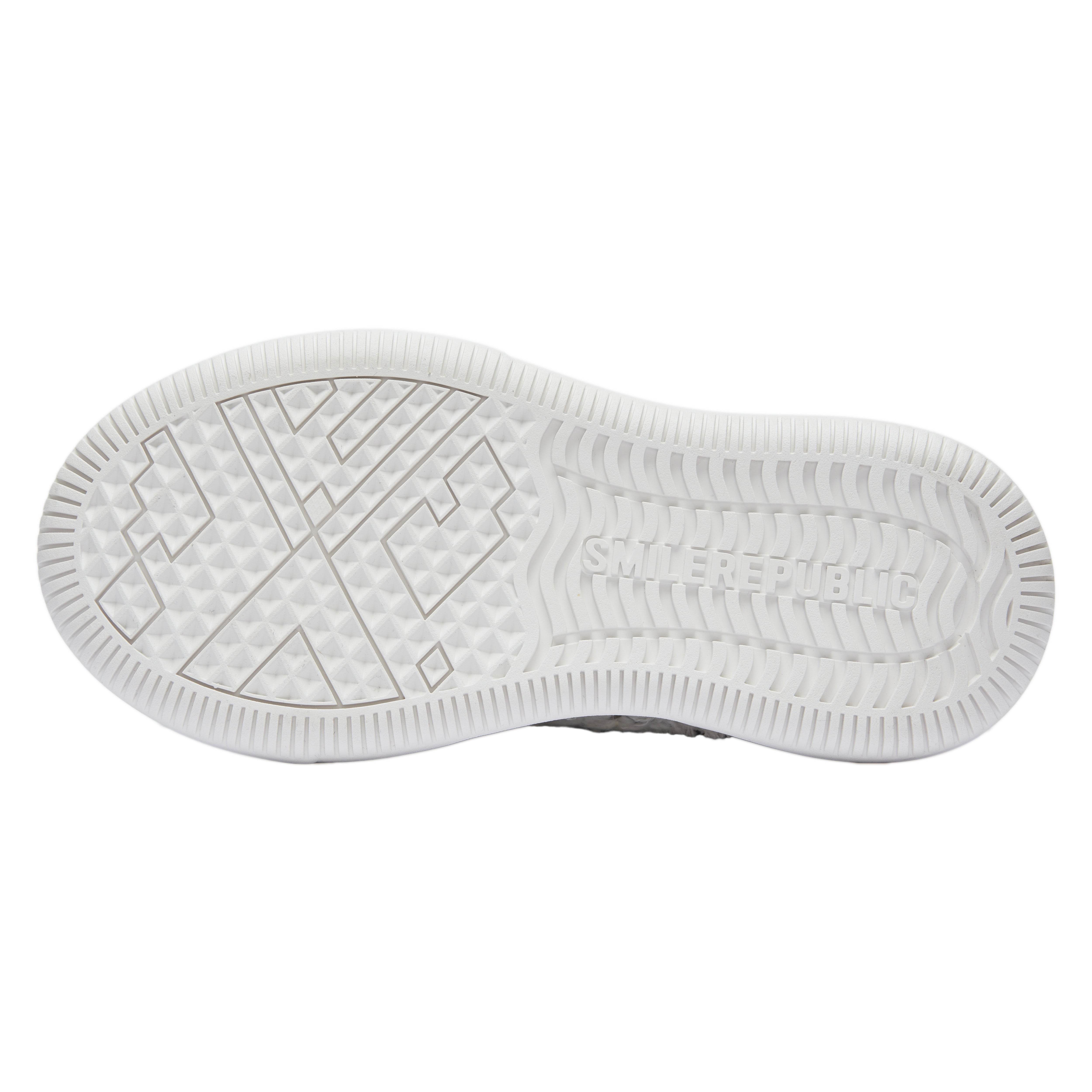 Silver Scales Low Top SB Sneaker - SMILEREPUBLIC