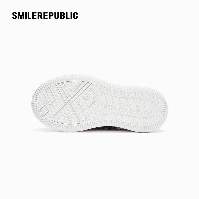 Black White Chevron SB Sneaker - SMILEREPUBLIC