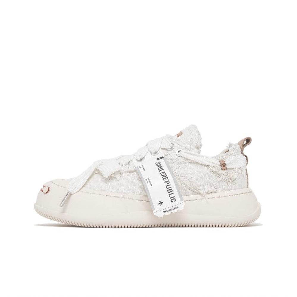 White Coarse Canvas SB Sneaker - SMILEREPUBLIC