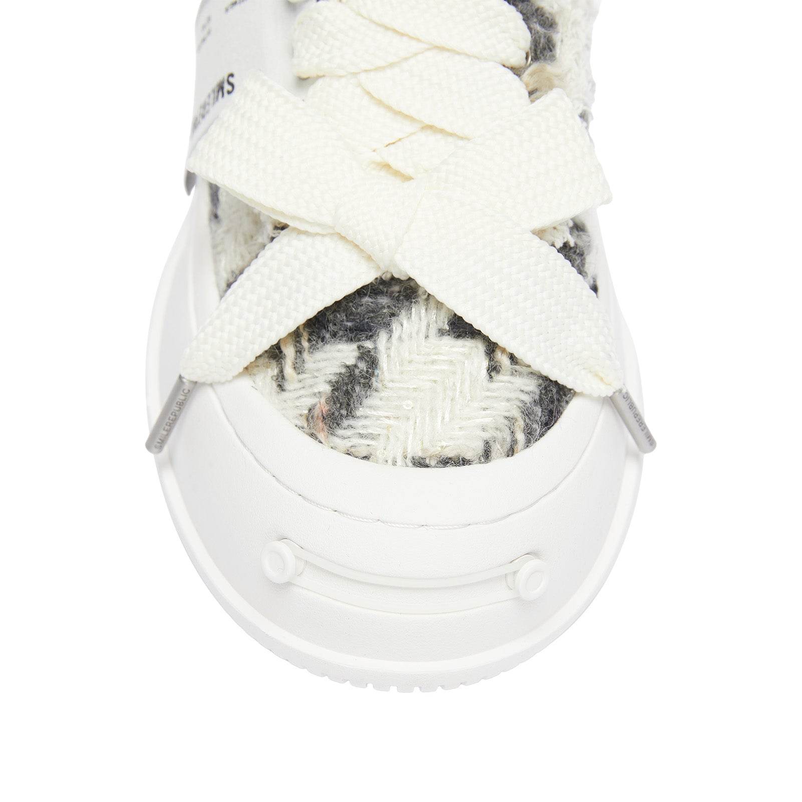 Black White Chevron Slippers - SMILEREPUBLIC