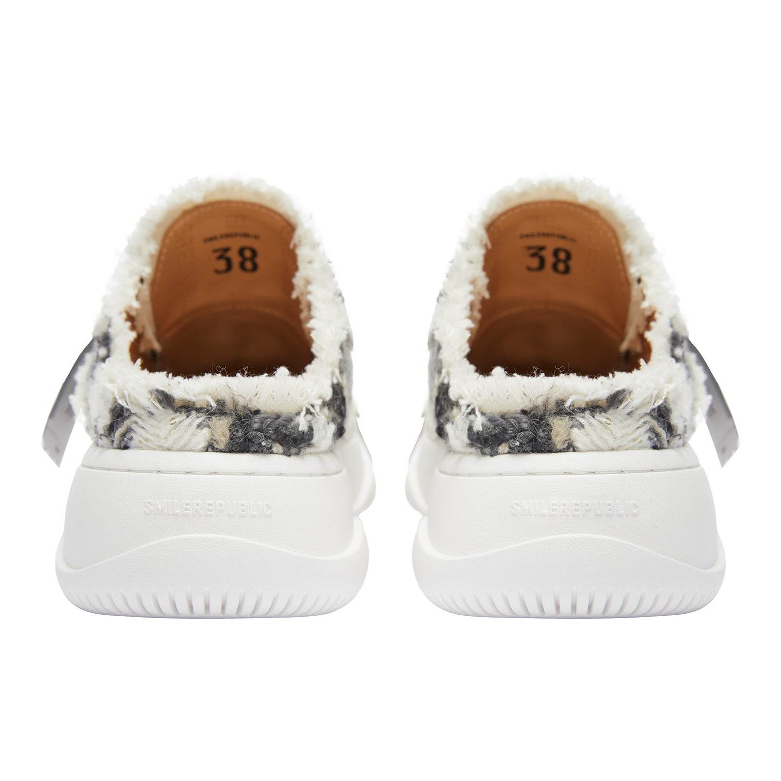 Black White Chevron Slippers - SMILEREPUBLIC