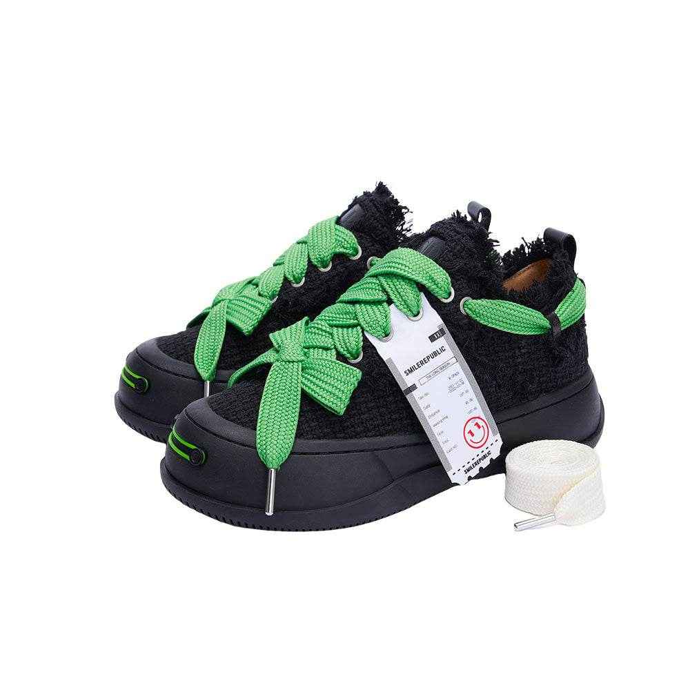Black Cross Jacquard Low Top SB Sneaker