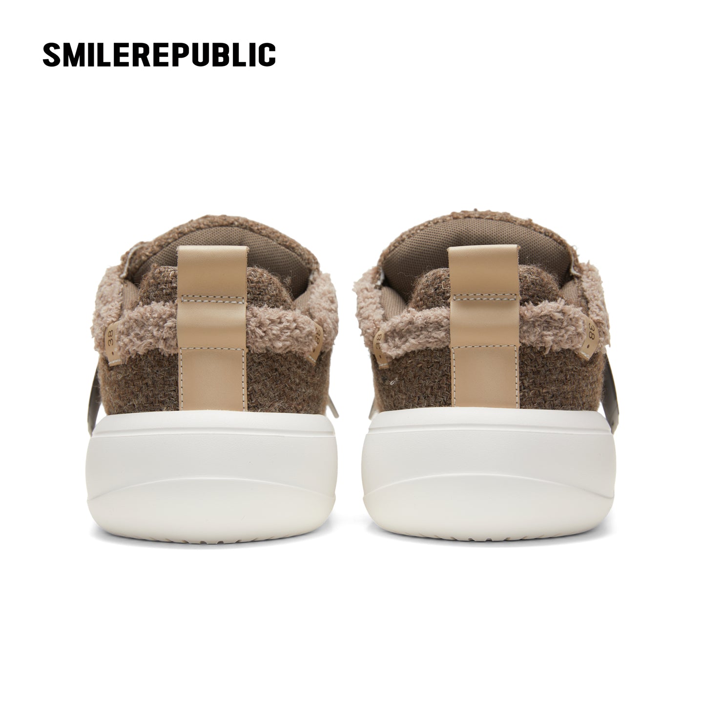 Teddy-Colored Bread Shoes