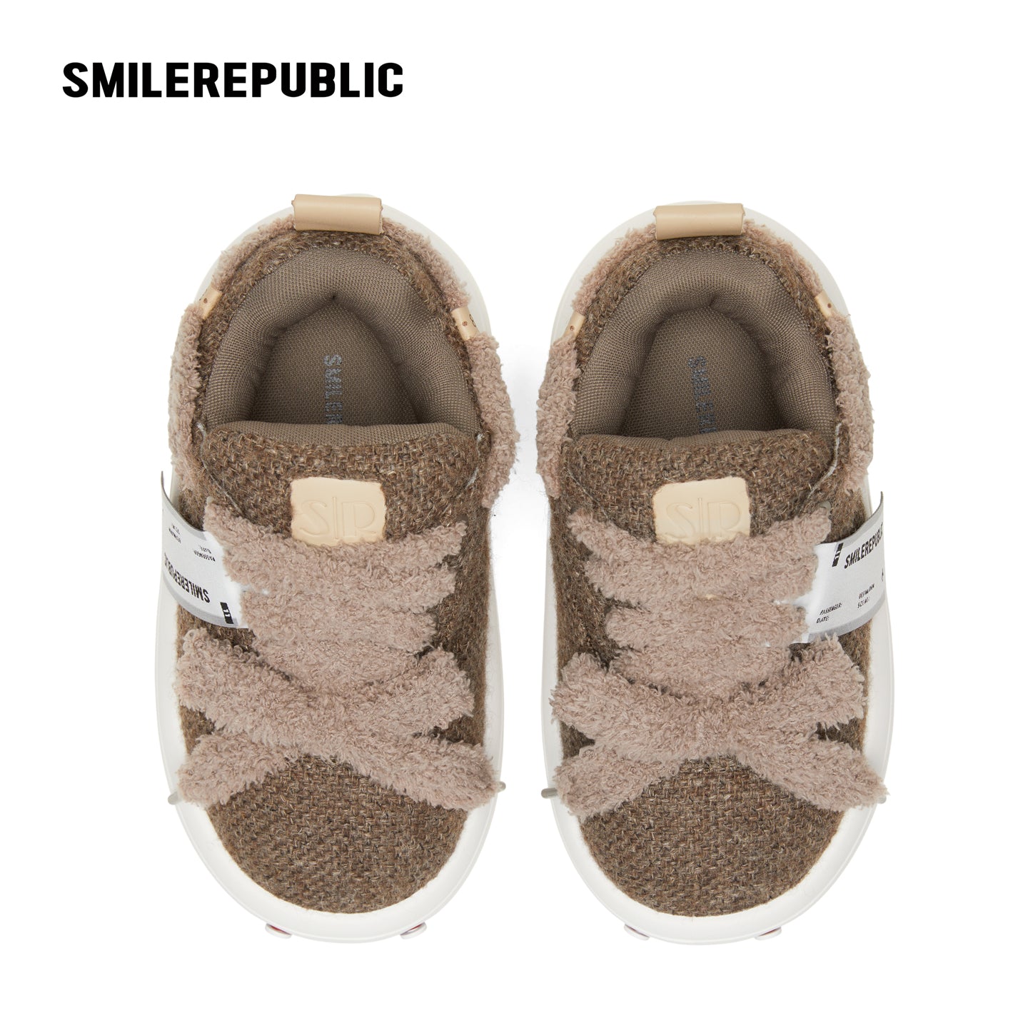 Teddy-Colored Bread Shoes